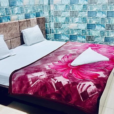 Hotel Vishal Palace Unnao Extérieur photo