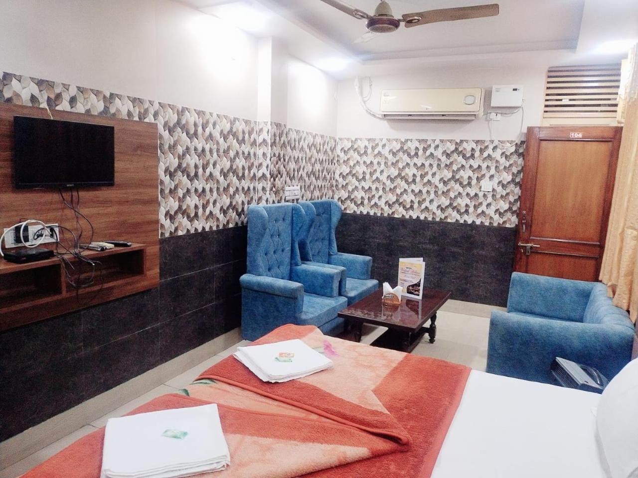 Hotel Vishal Palace Unnao Extérieur photo